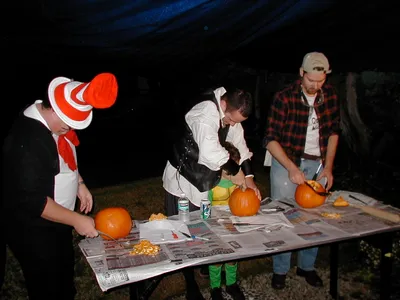 pumpkincarving.JPG